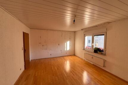 3,5 Zimmer Wohnung - 1.200,00&nbsp;EUR Kaltmiete, ca.&nbsp; 94,00&nbsp;m&sup2; in Gammelshausen (PLZ: 73108)