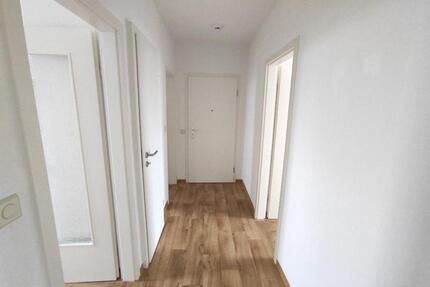 4-Raum-Wohnung - Einbauküche kann übernommen werden - Bernburg (Saale)