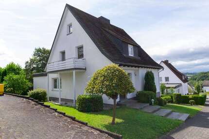 Haus zum Kaufen in Olpe 450.000,00 € 135 m²