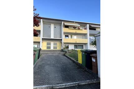 1 Zi - Souterrain WHG mit EBK - 400,00&nbsp;EUR Kaltmiete, ca.&nbsp; 60,00&nbsp;m&sup2; in Villingen-Schwenningen (PLZ: 78052)