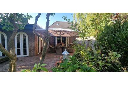 Haus zum Kaufen in Lübeck 535.000,00 € 180 m²