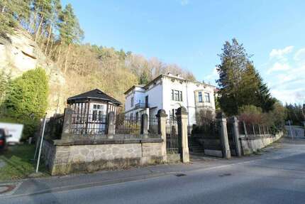 Haus zum Kaufen in Rathmannsdorf 329.000,00 € 480.07 m²