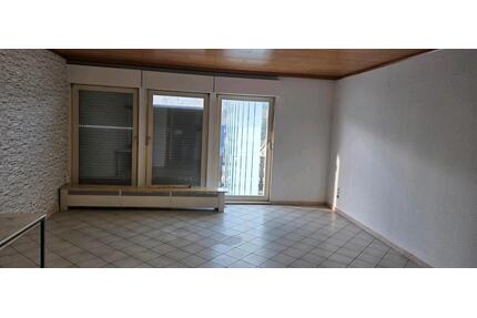 vermieten ab sofort - 600,00&nbsp;EUR Kaltmiete, ca.&nbsp; 50,00&nbsp;m&sup2; in Hilchenbach (PLZ: 57271)