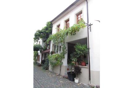 Altstadt Freinsheim: Individuelles Lofthaus über 3 Wohnebenen