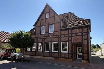 Haus zum Kaufen in Sachsenhagen 219.000,00 € 180 m²