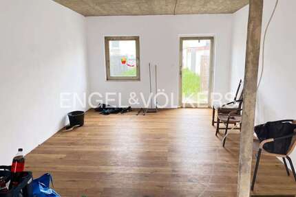 Haus zum Kaufen in Speyer 129.000,00 € 65 m²