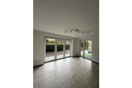 Prov.-fr. EG-Wohnung mit Garten & Carport | 81 m² | KfW55 | Laer