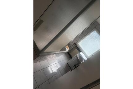 Mietwohnung, Teil MöbelIert - 766,00&nbsp;EUR Kaltmiete, ca.&nbsp; 55,00&nbsp;m&sup2; in Engelskirchen (PLZ: 51766)