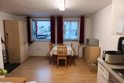 1 Zimmerwohnung + Badezimmer - 430,00&nbsp;EUR Kaltmiete, ca.&nbsp; 28,00&nbsp;m&sup2; in Schweitenkirchen (PLZ: 85301)