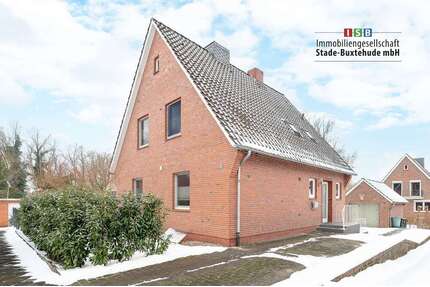 Haus zum Kaufen in Stade 369.000,00 € 118.31 m²