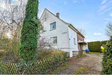 Haus zum Kaufen in Vlotho 198.000,00 € 208 m²