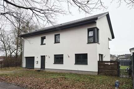 Haus zum Kaufen in Wustermark 649.900,00 € 143.52 m²