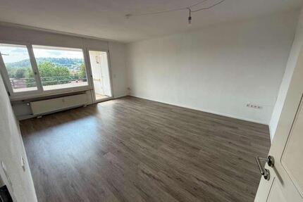 3-Zimmer Wohnung mit Balkon und Garage in Elchingen