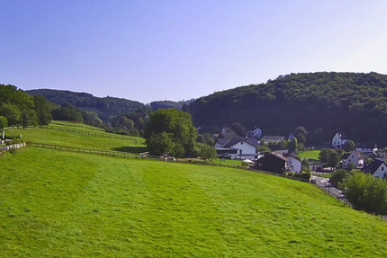 Wohnen, wo die Natur Zuhause ist - idyllische Lage mit Wohlfühlcharakter - Balve Beckum