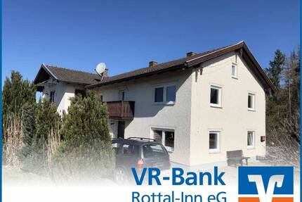 Älteres Wohnhaus mit schönem Grundstück am Ortsrand - viel Potenzial für individuelle Gestaltung - Schönberg