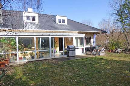 Haus zum Kaufen in Pöcking 1.749.000,00 € 200 m²
