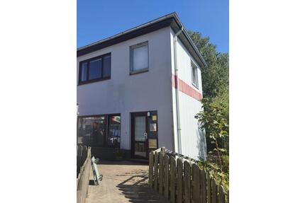 1 Zimmer Wohnung in Husum - 480,00&nbsp;EUR Kaltmiete, ca.&nbsp; 40,00&nbsp;m&sup2; in Husum (PLZ: 25813)