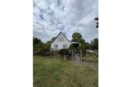 Haus zum Kaufen in Dessau-Roßlau OT Neeken 55.000,00 € 90 m²