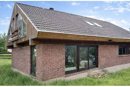 Großzügiges Familienhaus mit viel Potenzial für Handwerker und Sanierer - Meßstetten Oberdigisheim