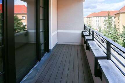 Wohnung zum Mieten in Berlin 1.560,43 € 85.13 m²