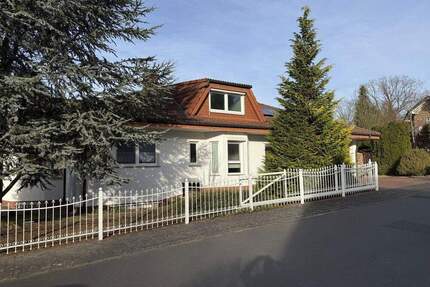 Großzügiges Einfamilienhaus mit schönem Garten, nur 20 Minuten bis Hennef zur A3 Richtung KölnBonn - Weyerbusch