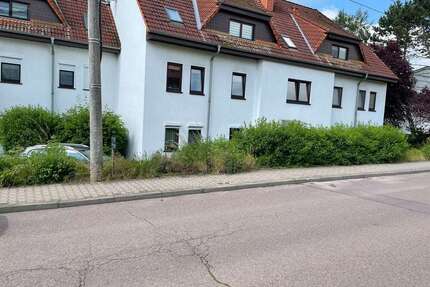 Wohnung zum Kaufen in Petersberg 100.000,00 € 73 m²