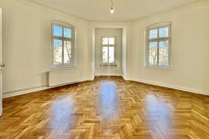 Eleganz trifft Altbaucharme mit Stuck – befristet zu vermieten - Berlin Lichtenberg