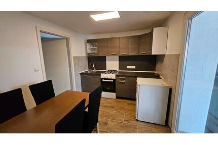 1-Zimmer-Wohnung mit Loggia - 450,00&nbsp;EUR Kaltmiete, ca.&nbsp; 38,00&nbsp;m&sup2; in Dürrwangen (PLZ: 91602)