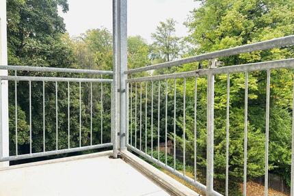 *In Renovierung!* Tolle 2-Raumwohnung mit neuer EBK und Balkon! - Leipzig Südost