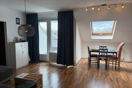 schöne 3-Zimmer-DG-Wohnung mti Balkon in Sevelen zu vermieten - Issum