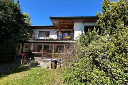 Haus zum Kaufen in Neustadt an der Waldnaab 399.000,00 € 212.26 m²