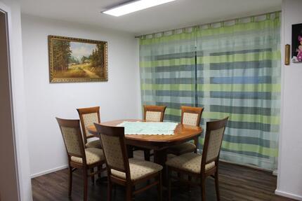 Große Wohnung mit einer großen Terrasse und Garten in Lebach