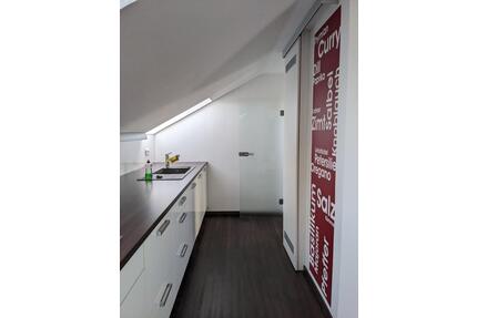 Großzügige DG-Wohnung mit mod. EBK in Do-Aplerbeck - Dortmund