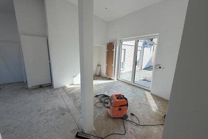 Moderne helle 2,5 Zimmer Wohnung Erstbezug nach Kernsanierung - Ransbach-Baumbach