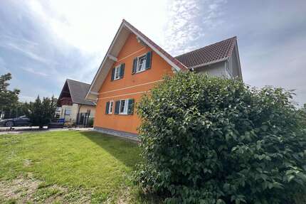 Haus zum Kaufen in Schkeuditz OT Glesien 399.000,00 € 146 m²