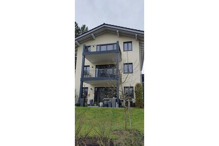 Großzügige 2 Zimmer Terrassenwohnung in 3 Familienhaus - Bad Tölz