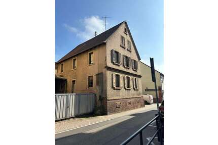 Haus zum Kaufen in Leimen 230.000,00 € 162 m²