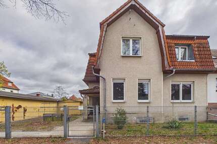 Haus zum Kaufen in FürstenwaldeSpree 550.000,00 € 156 m² - Fürstenwalde/Spree
