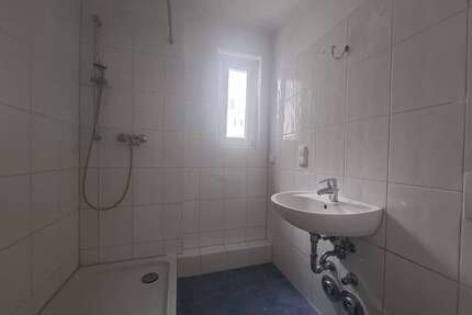 Wohnung zum Mieten in Berlin 315,33 € 40.17 m²