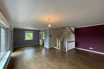 Modernisierte Doppelhaushälfte in Essen Heisingen!