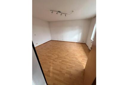 3-Zimmer-Wohnung mit Balkon und Küche zu vermieten - Elchingen Oberelchingen