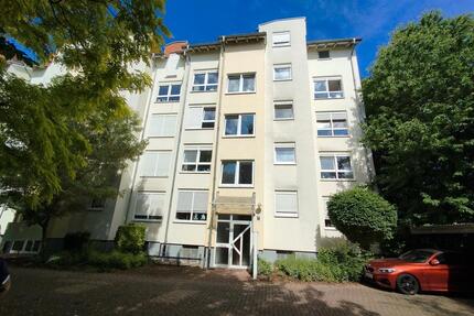 Großzügige 4-Zimmer-Eigentumswohnung mit Balkon - Baunatal