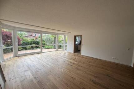 Sehr großzügige und sehr schöne 5-Zi-Wohg. mit Terrasse FR-Hochdorf - Freiburg