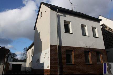 Geräumiges Wohngebäude mit viel Potenzial - Andernach Eich