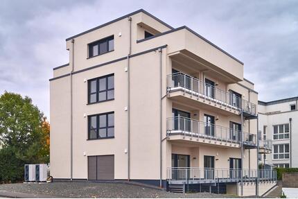 Helle, rollstuhlgerechte 4-Zimmer-Wohnung mit Terrasse und Tiefgaragenoption - Bitburg