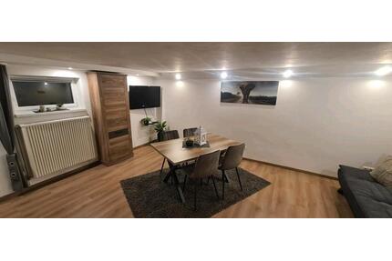 1 Zimmer wohnung - 360,00&nbsp;EUR Kaltmiete, ca.&nbsp; 32,00&nbsp;m&sup2; in Strullendorf (PLZ: 96129)