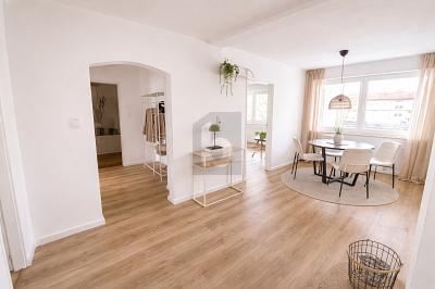 FRISCH RENOVIERT UND GROßZÜGIG - 399.000,00&nbsp;EUR Kaufpreis, ca.&nbsp; 97,00&nbsp;m&sup2;&nbsp;Wohnfl&auml;che in Königsbrunn (PLZ: 86343)