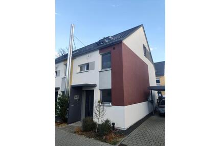 Modernes Reihenendhaus – sorgenfrei wohnen ohne Makler - Nauheim