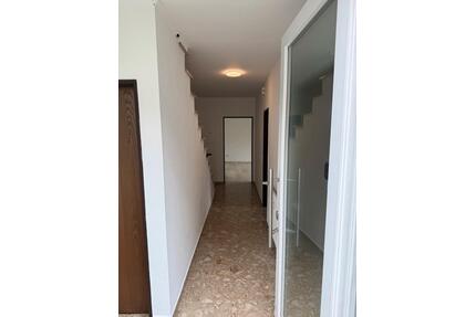 Lichtdurchflutete 3- Zimmer Wohnung mit Terrasse und 95 qm - Armsheim