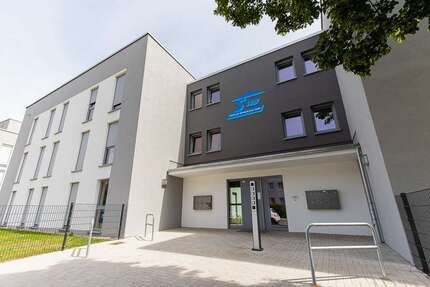 Wohnung zum Mieten in Schönebeck (Elbe) 974,82 € 126.6 m²